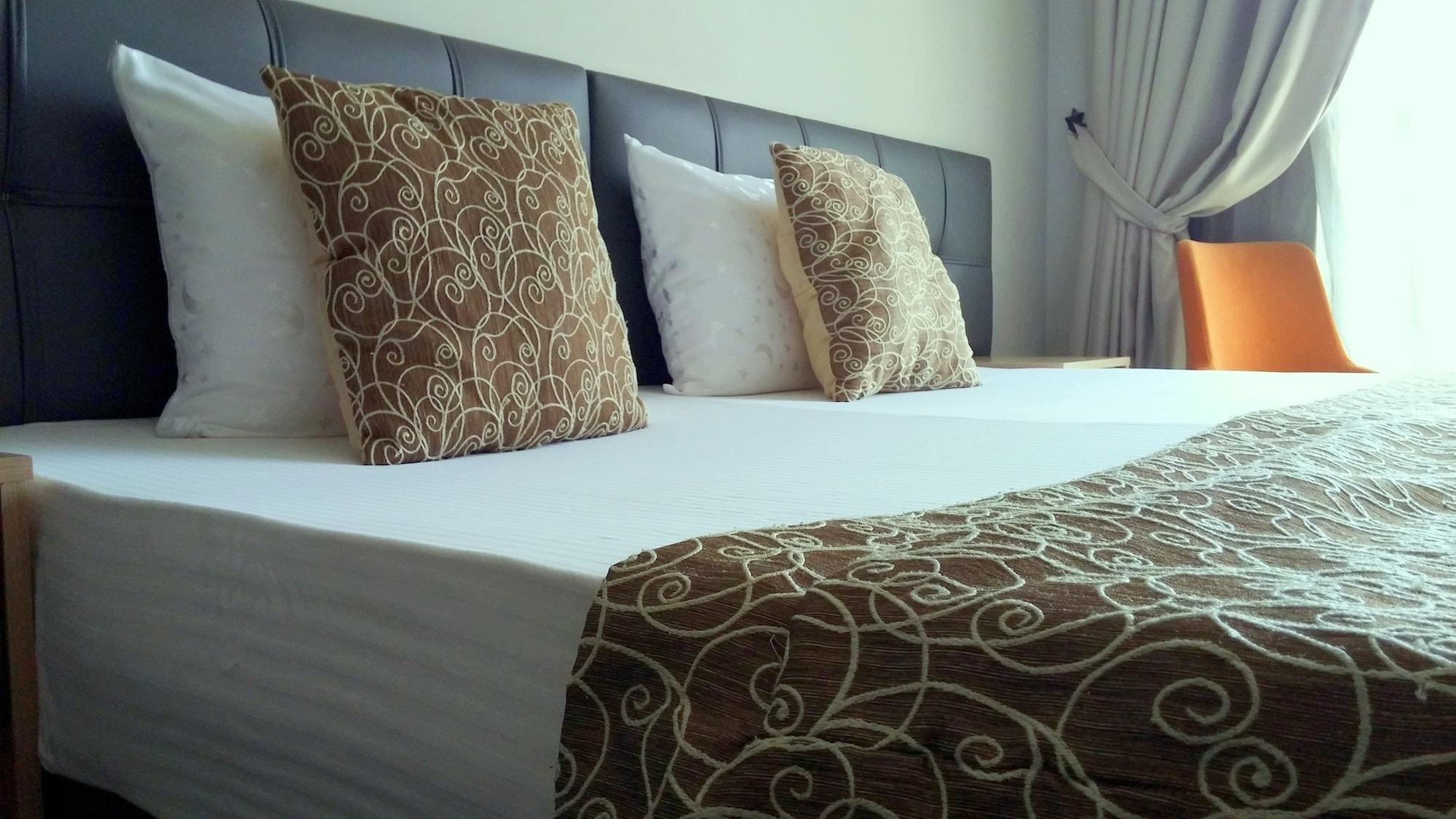 Merze Suite Konaklama Istambul Exterior foto