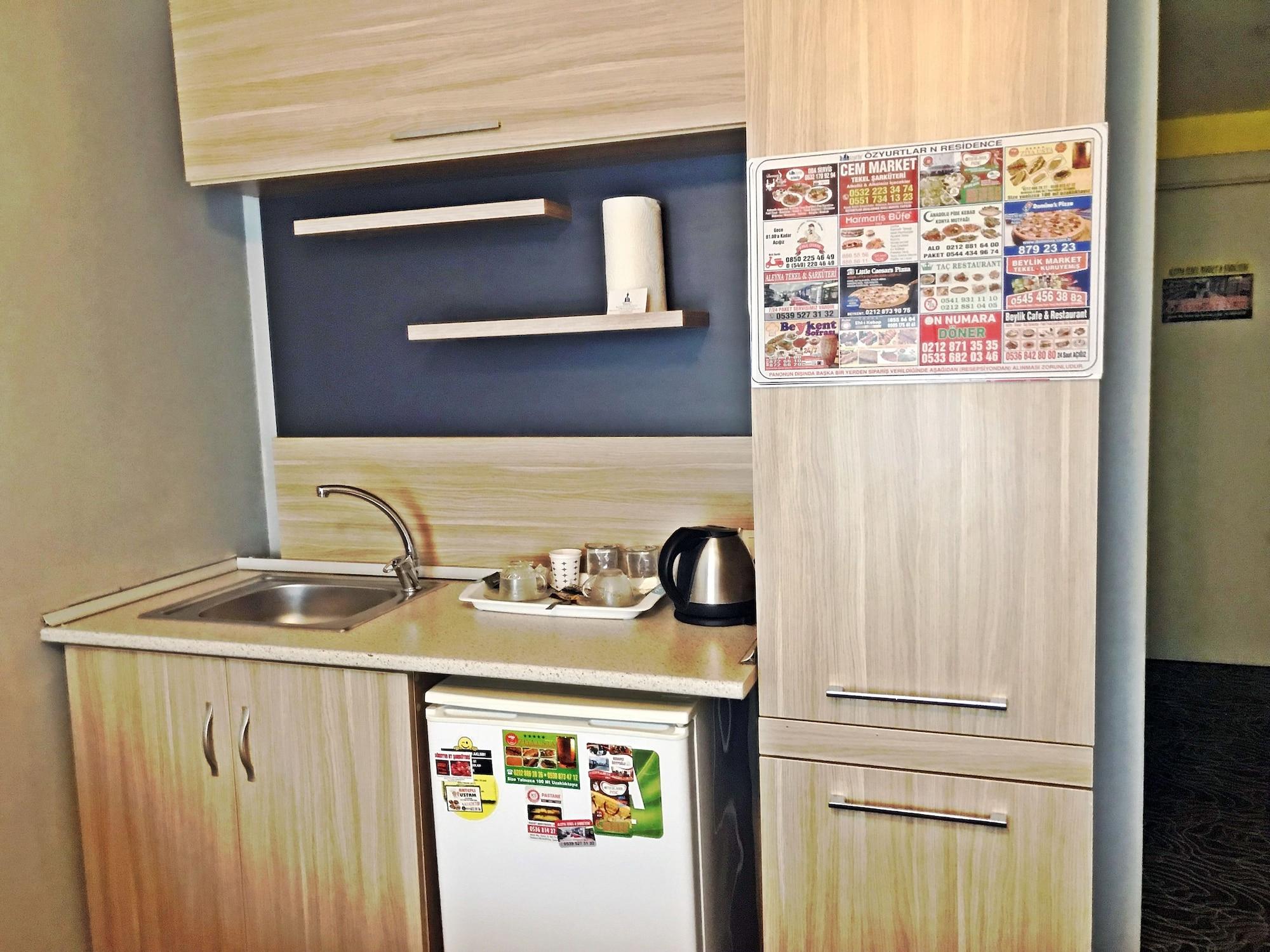 Merze Suite Konaklama Istambul Exterior foto